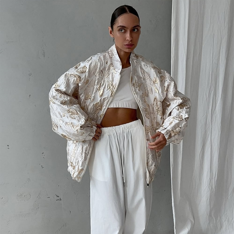 Beyaz Altın Jakarlı Çiçek Dese - Women'S Fashion Bomber Jacket incelemesi ve fiyatı